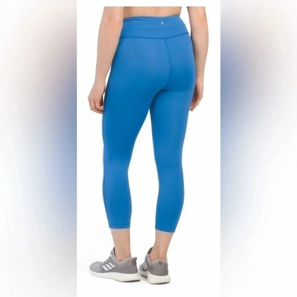 Peloton Move Capri Leggings Color Blue Size XS - Picture 2 of 3